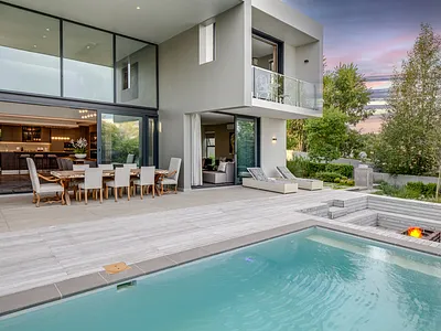 5 Bedroom House For Sale in Sandton - fjoA.webp