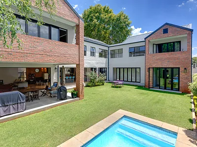 5 Bedroom House For Sale in Johannesburg - Juab.webp