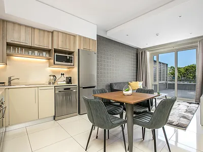 1 Bedroom Apartment To Rent in Johannesburg - iCFr.webp