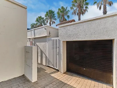 2 Bedroom Townhouse To Rent in Sandton - img