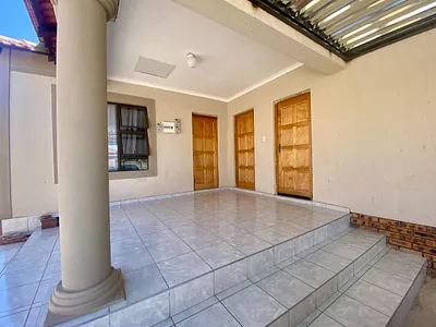 1 Bedroom Apartment To Rent in Mindalore, Krugersdorp - img