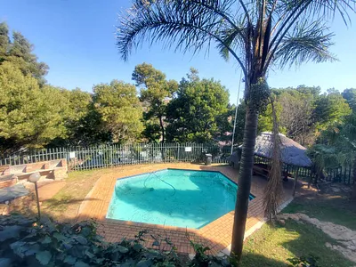 2 Bedroom Apartment To Rent in Roodepoort - WeqR.webp