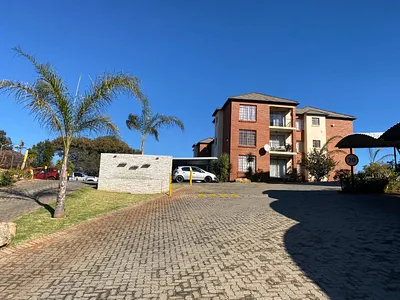 2 Bedroom Apartment To Rent in Krugersdorp - 7h8s.webp
