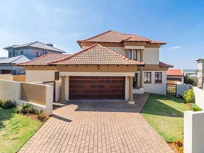 3 Bedroom House To Rent in Krugersdorp - img