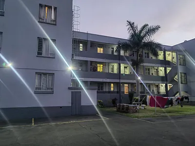2.5 Bedroom Apartment To Rent in Durban - wM38.webp