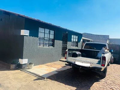 2 Bedroom House For Sale in Brakpan - 1TBu.webp