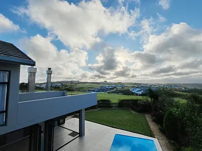 4 Bedroom House For Sale in George - taN5.webp