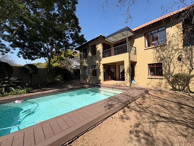3 Bedroom House For Sale in Sandton - Ma48.webp
