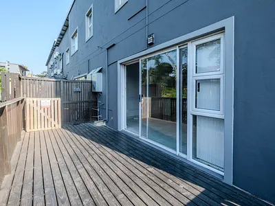 4 Bedroom Apartment To Rent in Durban North - gv0W.webp