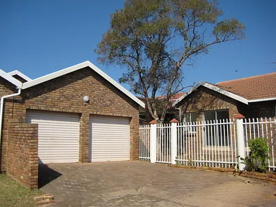 3 Bedroom House For Sale in Pretoria - TdBi.webp