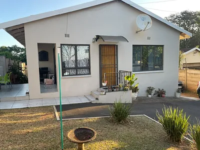 2 Bedroom House To Rent in Durban - R5dv.webp