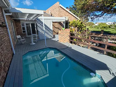 3 Bedroom House For Sale in Gansbaai - ffP9.webp