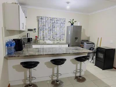 7 Bedroom House For Sale in East London - 1Kvk.webp