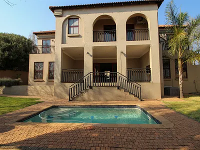 5 Bedroom House To Rent in Pretoria - ngoy.webp