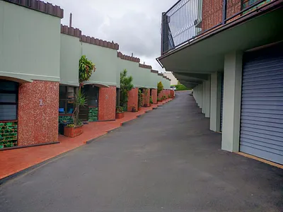 3 Bedroom Townhouse To Rent in Durban North - img