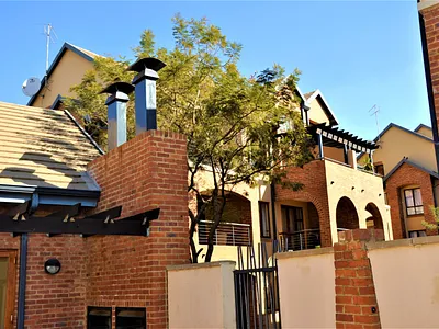 2 Bedroom Apartment For Sale in Midrand - 80wk.webp
