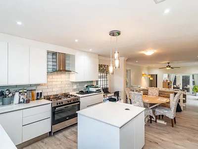 4 Bedroom Townhouse For Sale in Sandton - Zpg7.webp