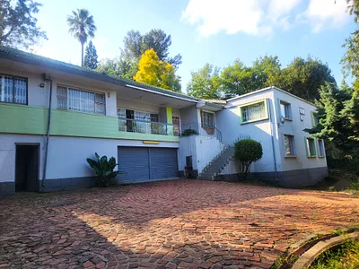 7 Bedroom House For Sale in Johannesburg - 82t9.webp