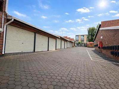 2 Bedroom Apartment To Rent in Randburg - YfFt.webp
