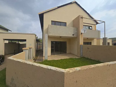 3 Bedroom Townhouse To Rent in Witbank - img