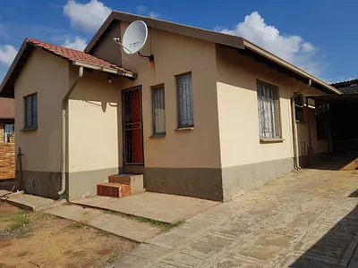 3 Bedroom House For Sale in Rustenburg - wgDZ.webp