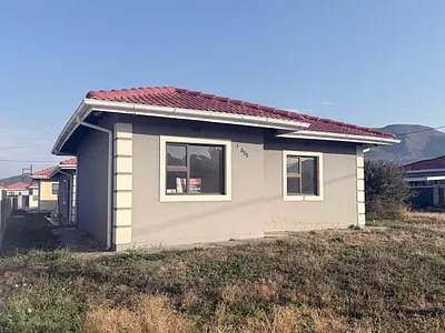 2 Bedroom House For Sale in Queenstown - FpFQ.webp
