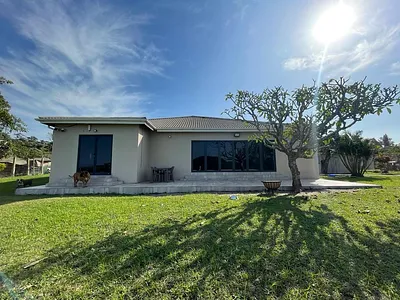 6 Bedroom House For Sale in Mandeni - Hmpv.webp