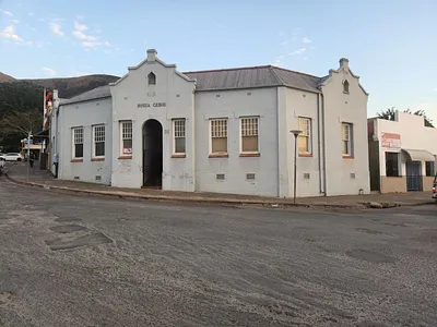 6 Bedroom House For Sale in Barberton - 8Wh9.webp