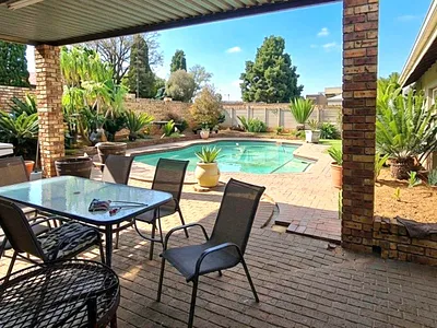 5 Bedroom House For Sale in Germiston - rKMA.webp