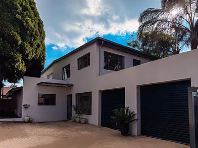 4 Bedroom Townhouse For Sale in Pretoria - HQ8Q.webp