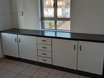 1.5 Bedroom Apartment To Rent in Durban - img