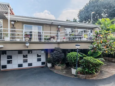4 Bedroom House For Sale in Umhlanga - img