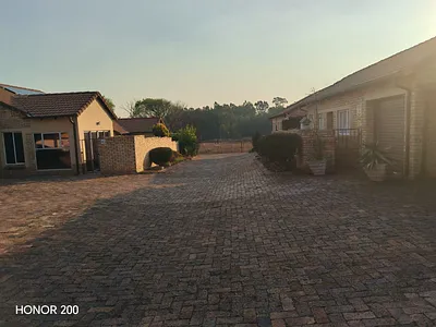 2 Bedroom Townhouse For Sale in Sasolburg - Zt4Z.webp