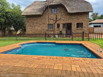 3 Bedroom House For Sale in Akasia - MpTy.webp