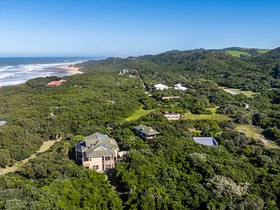 4 Bedroom House For Sale in Port Alfred - img