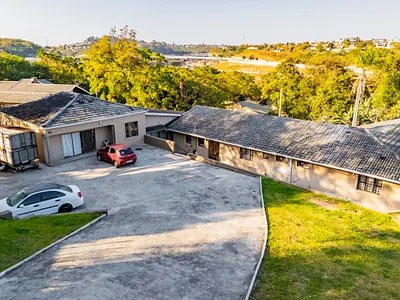 4 Bedroom House For Sale in Durban - 88OA.webp