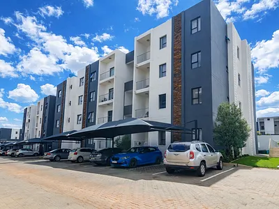 2 Bedroom Townhouse For Sale in Midrand - img