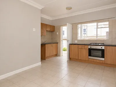 2 Bedroom Apartment For Sale in Sandton - KD0p.webp