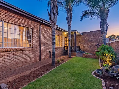 3 Bedroom House For Sale in Krugersdorp - xGNv.webp