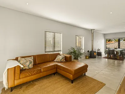 4 Bedroom House For Sale in Somerset West - 74aE.webp