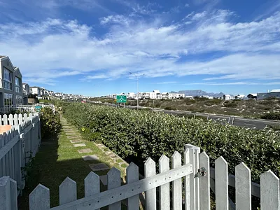 2 Bedroom Townhouse To Rent in Blouberg - img
