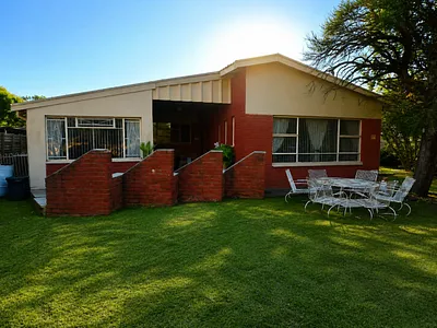 4 Bedroom House For Sale in Bloemfontein - Twfj.webp