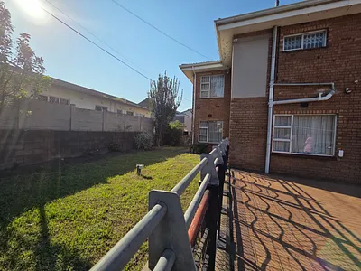 5 Bedroom House For Sale in Durban - img