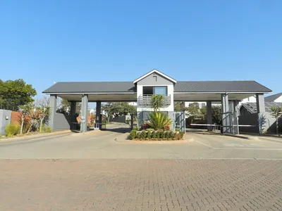 3 Bedroom Townhouse To Rent in Krugersdorp - Ow90.webp