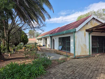 4 Bedroom House For Sale in Vredefort - img