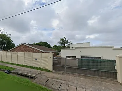 2 Bedroom Apartment To Rent in East London - 6xSu.webp