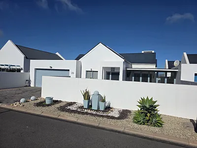 3 Bedroom House For Sale in Langebaan - Urqd.webp