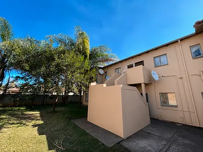 3 Bedroom Apartment For Sale in Rustenburg - 0NVU.webp