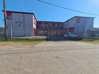 1 Bedroom Apartment To Rent in Mthatha - b0EC.webp