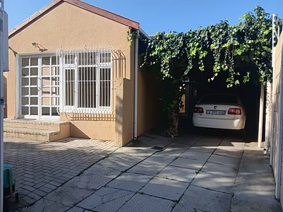 2 Bedroom House To Rent in Cape Town - GNNb.webp